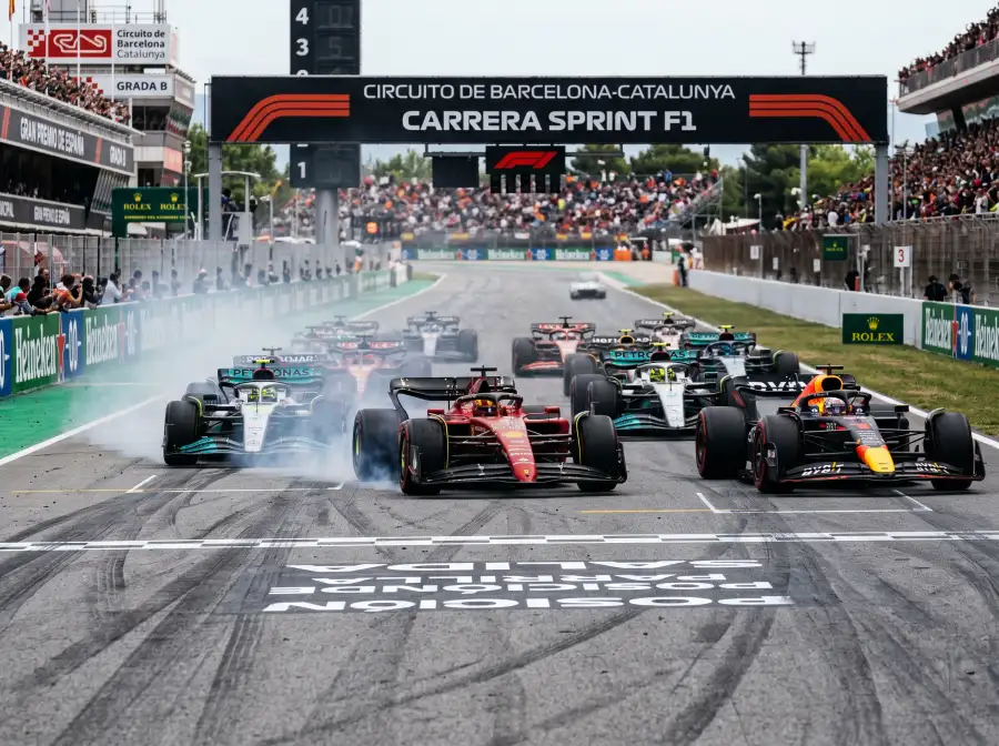 Apuestas Sprint Race F1 2026: cuotas y mercados España PitFactor